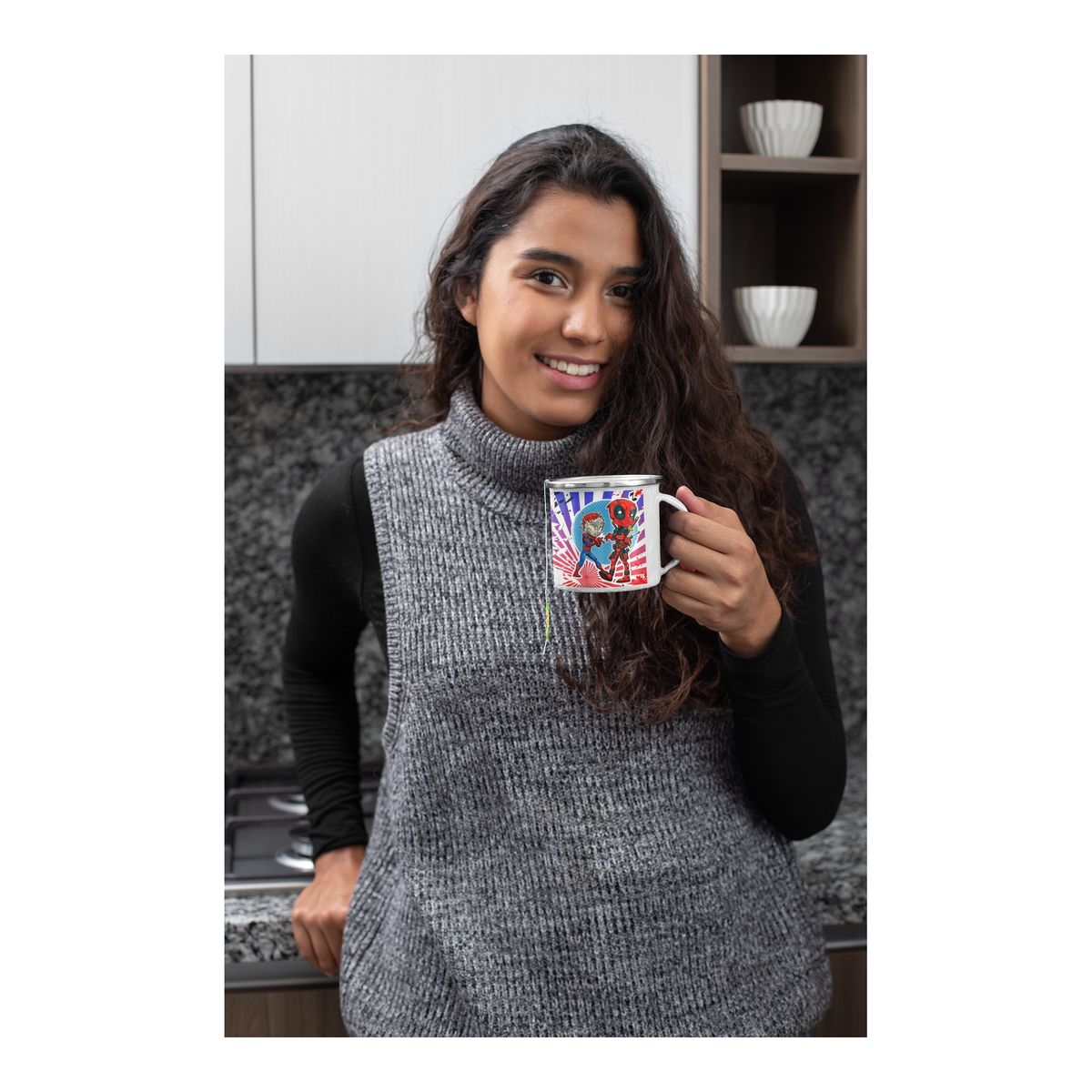 GENERICO - Taza Enlozada Aventuras Tejidas - Deadpool y Spider-Man