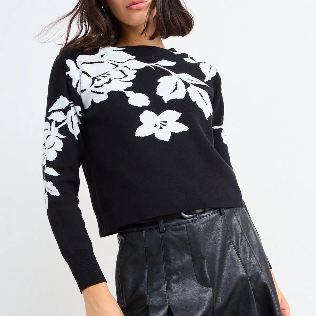 IO - Sweater Fantasia Mujer Negro Io