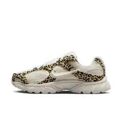 NIKE - Zapatillas V5 RNR Suede Blanco Mujer