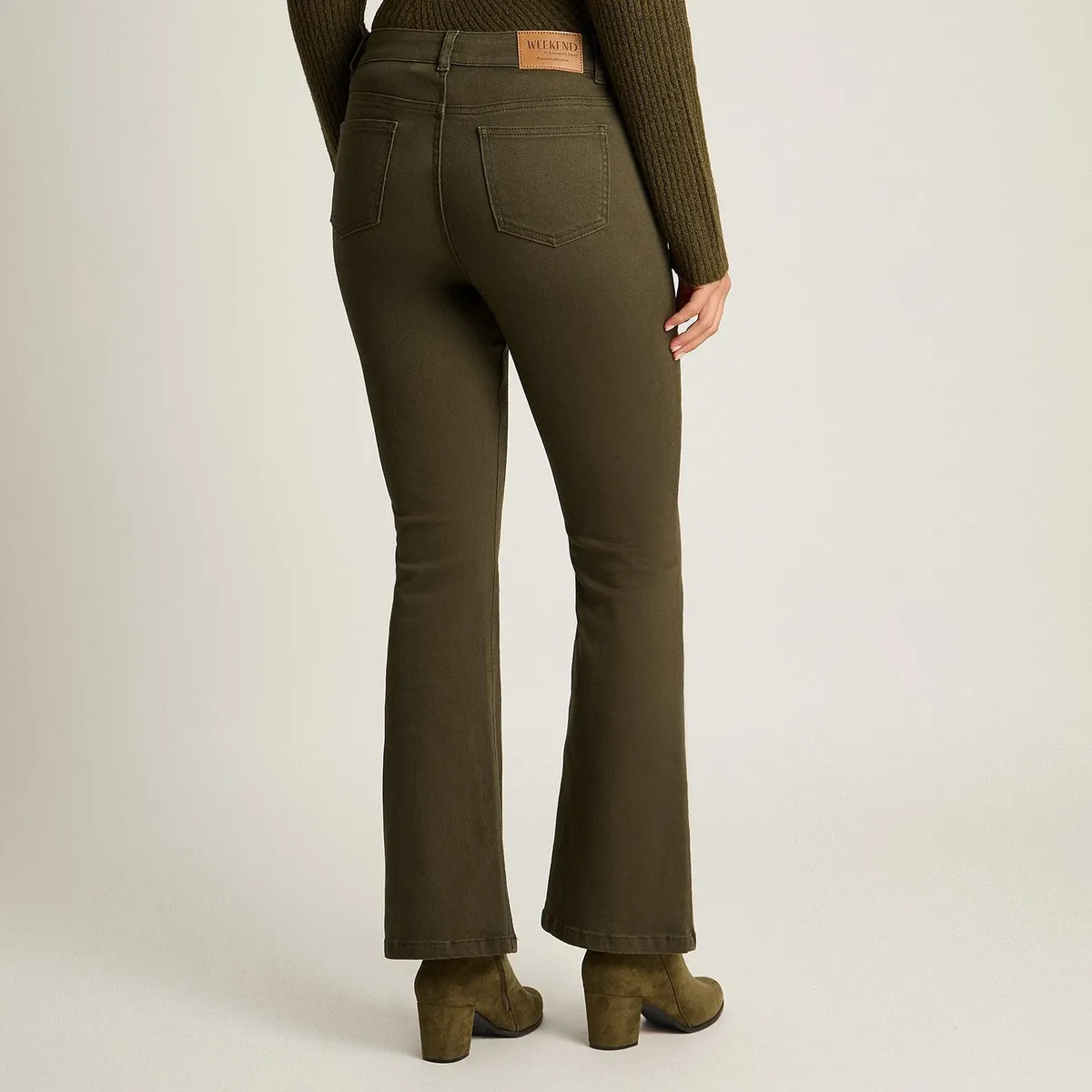 LORENZO DI PONTTI - Jeans Verde Elasticidad Media Sin Forro Calce Normal Tela Denim