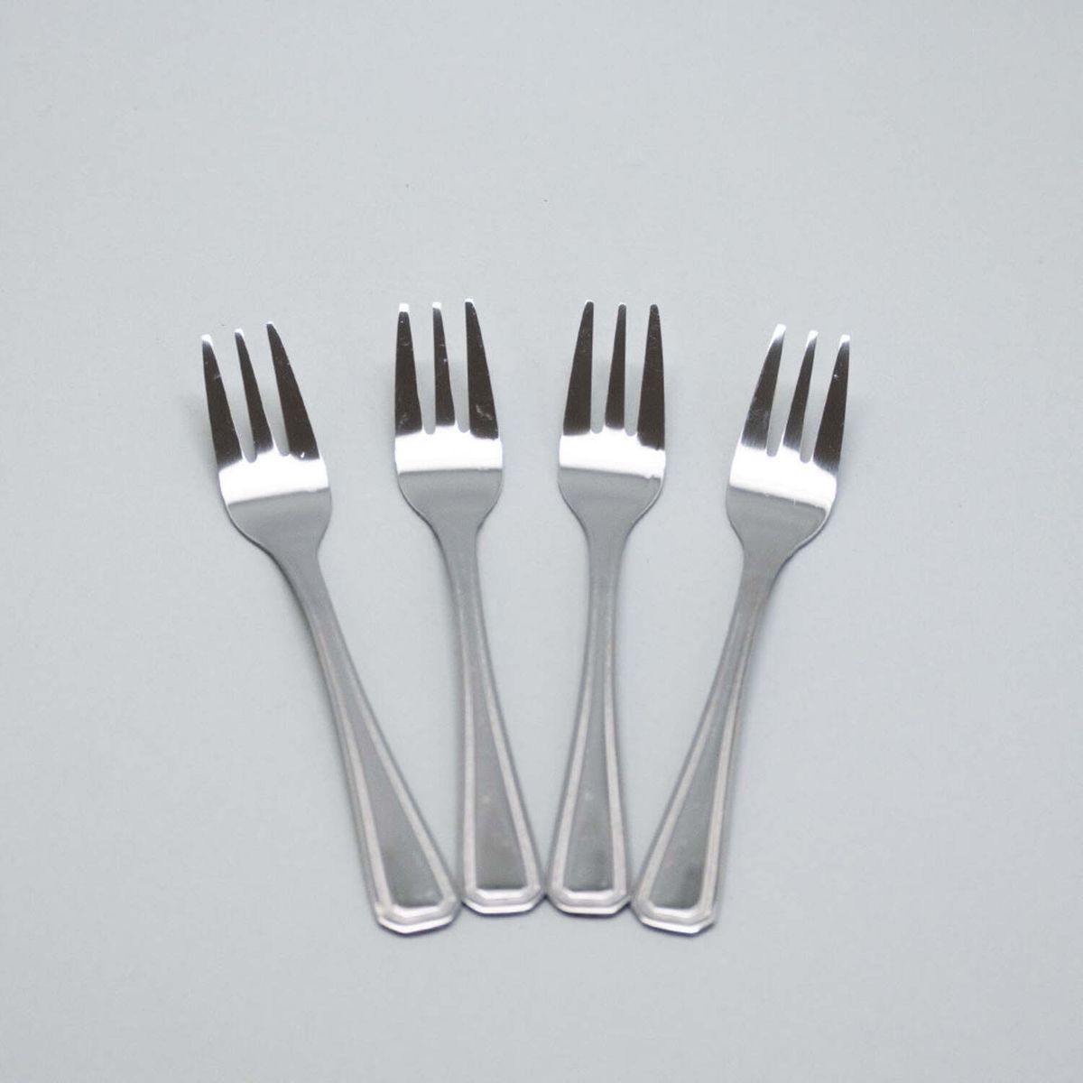 GENERICO - SET 4 TENEDORES POSTRE YORK KINGSTONE 2.0MM