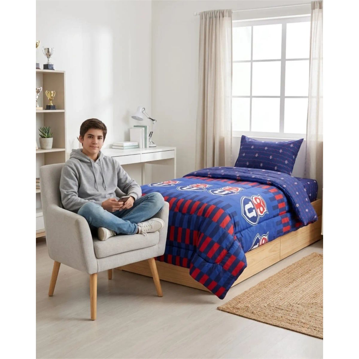 GENERICO - Plumón U. De Chile Azul Plaza y Media con funda