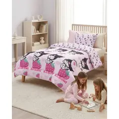 GENERICO - Plumón Oficial Kuromi Strawberry 1.5 Plazas con funda