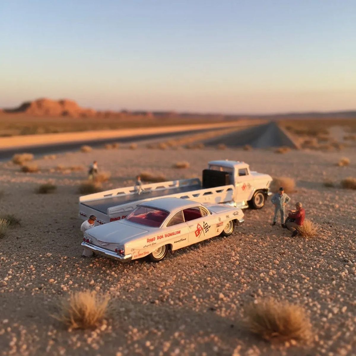 HOT WHEELS - Hot Wheels Transport Impala 61 Con Horizon Hauler 1/64