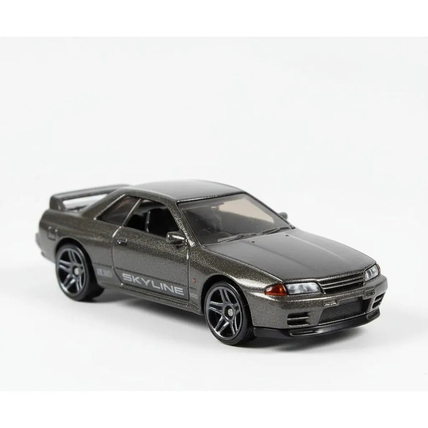HOT WHEELS Hot Wheels XL Nissan Skyline Gt-R BNR32 143 | Falabella