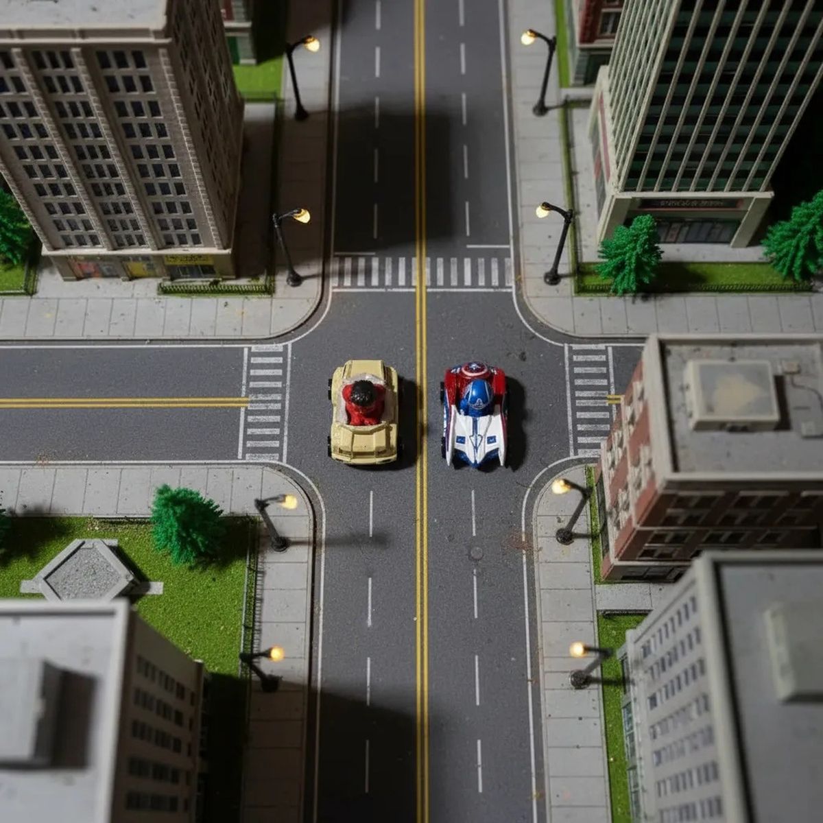 HOT WHEELS - Hot Wheels RacerVerse 2025 Red Hulk y Capitan America