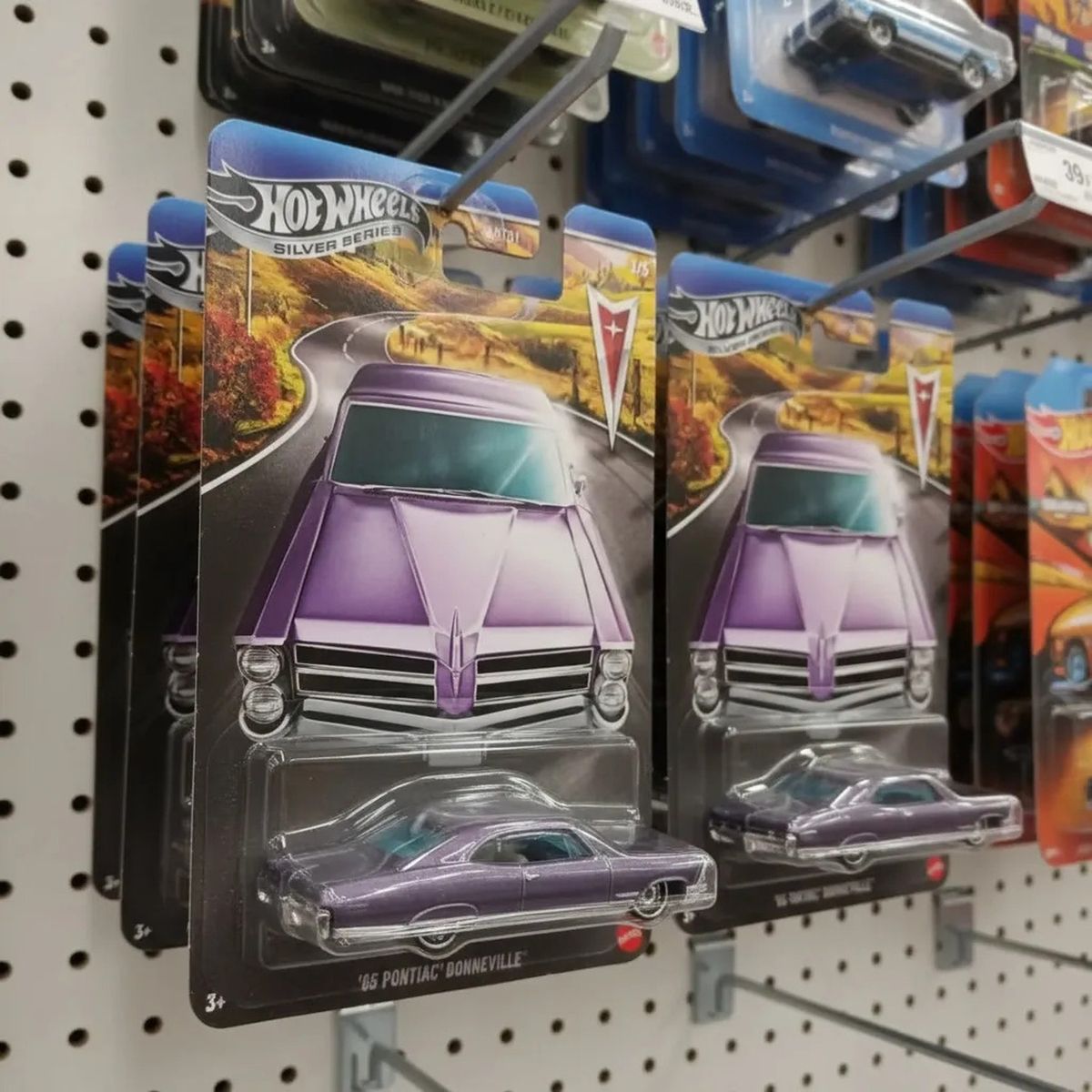 HOT WHEELS - Pontiac Bonneville 1965 Hot Wheels Silver 1/64