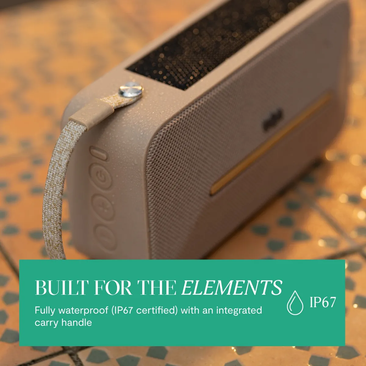 HOUSE OF MARLEY - Parlante Bluetooth 5.3 Waterproof Rise Up Solar Cream Marley