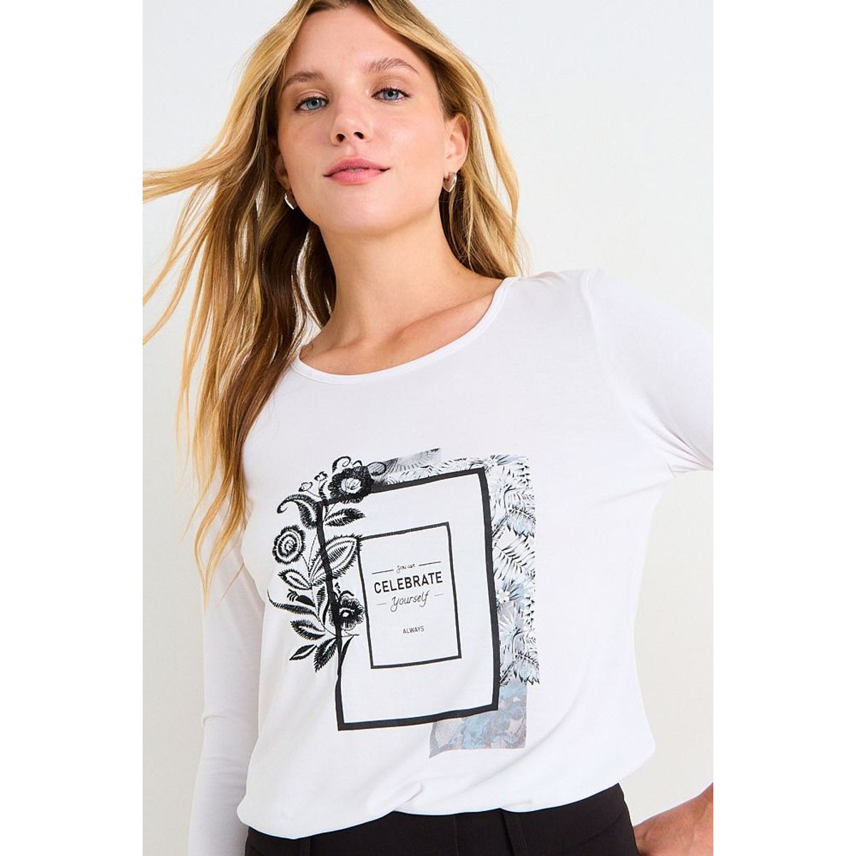 ASH - Polera Focalizada Mujer Crudo Ash