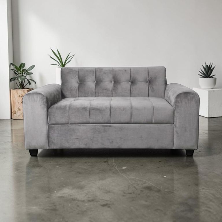 SOFA TRES CUERPOS BRAZO REDONDO EN FELPA Gris claro