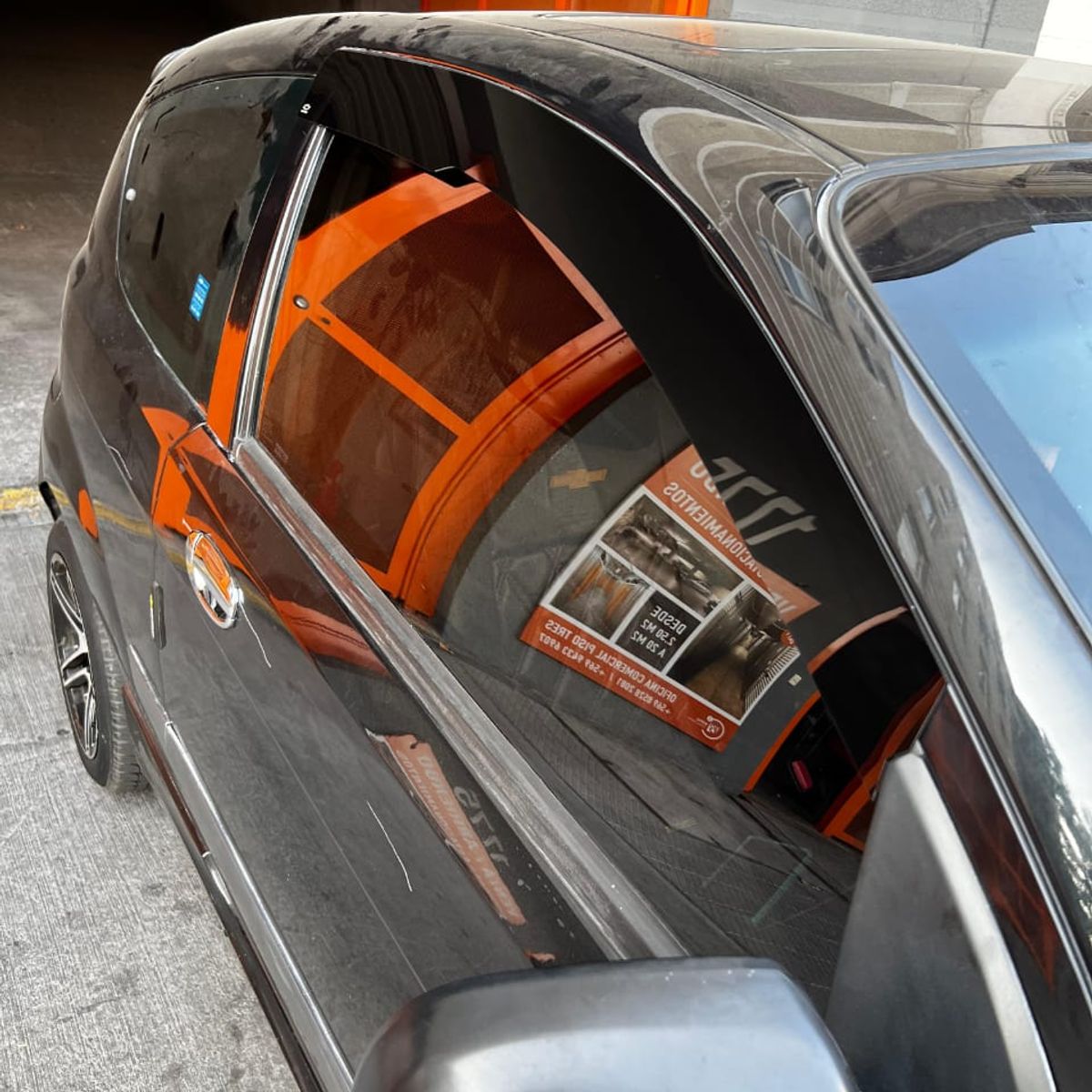 GENERICO - Bota Aguas de Acrílico 2mm plano Negro Brillante a Medida Aveo Ls Hatchback 2008 a 2011 2 puertas