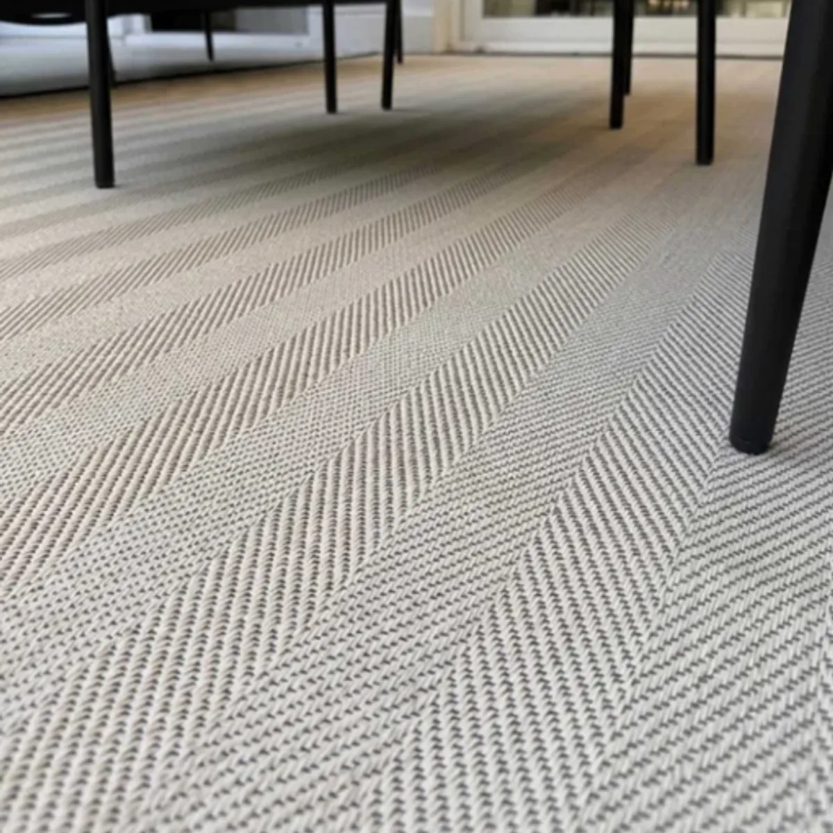 DECORUGZ - Alfombra Vinílica Lavable Grecia borde negro 150x200