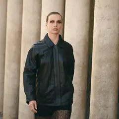 HER - Chaqueta Cuero Negro Croco Cuero Liso + Croco