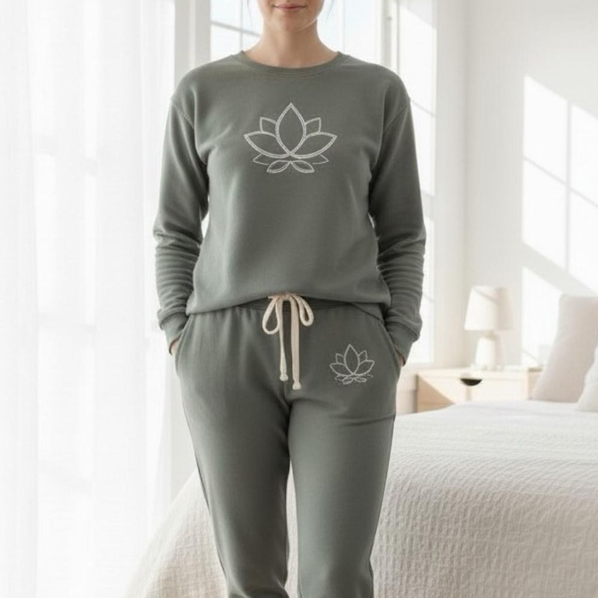 KOWHAI - Pijama Franela Mujer Estampado Flor de Loto Verde