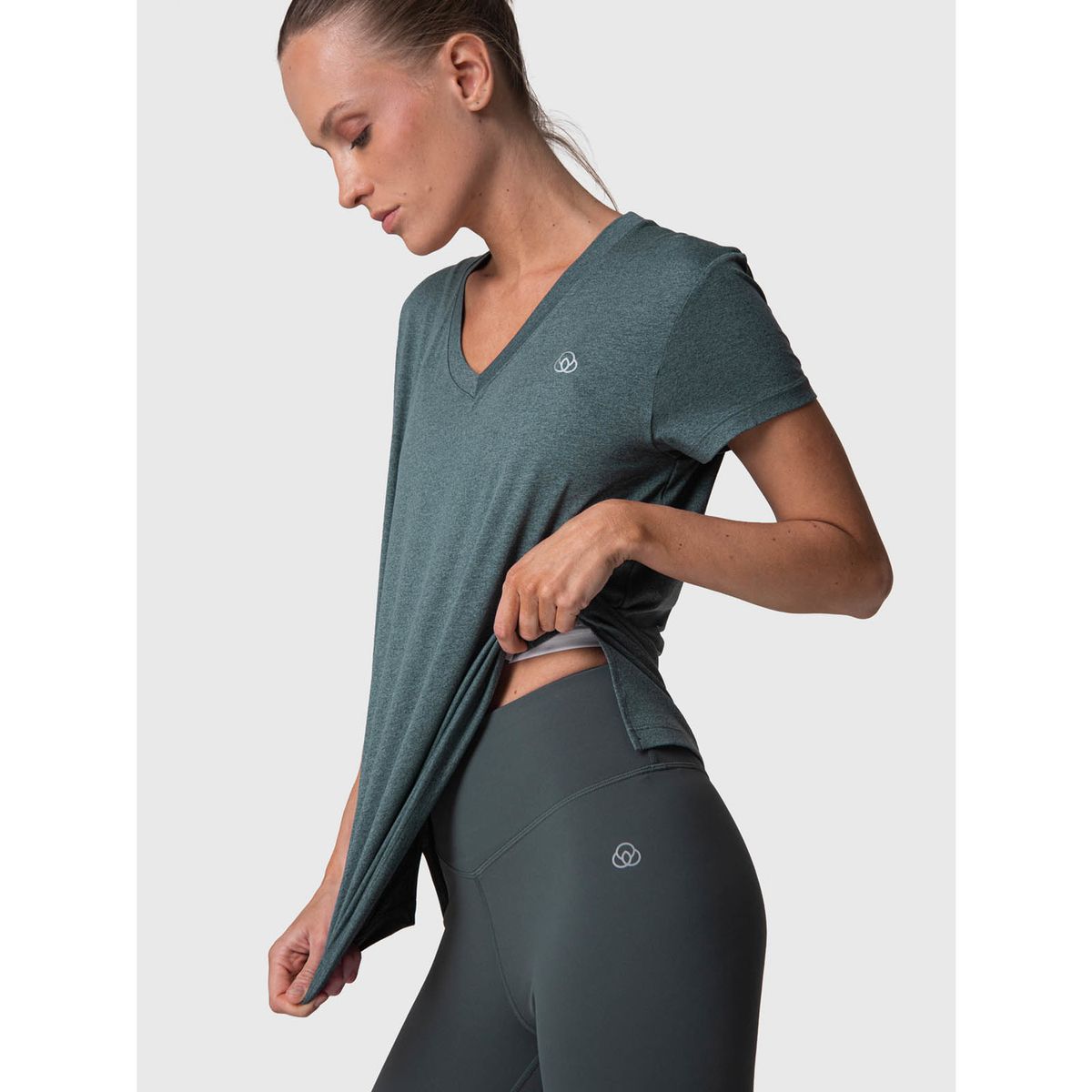 BSOUL - Polera Mujer V Neck Aloe Verde BSOUL