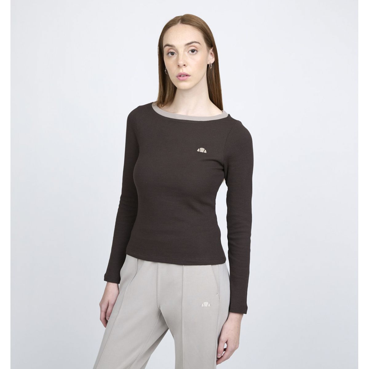 ELLESSE - POLERA MUJER ELLESSE LIA CAFÉ
