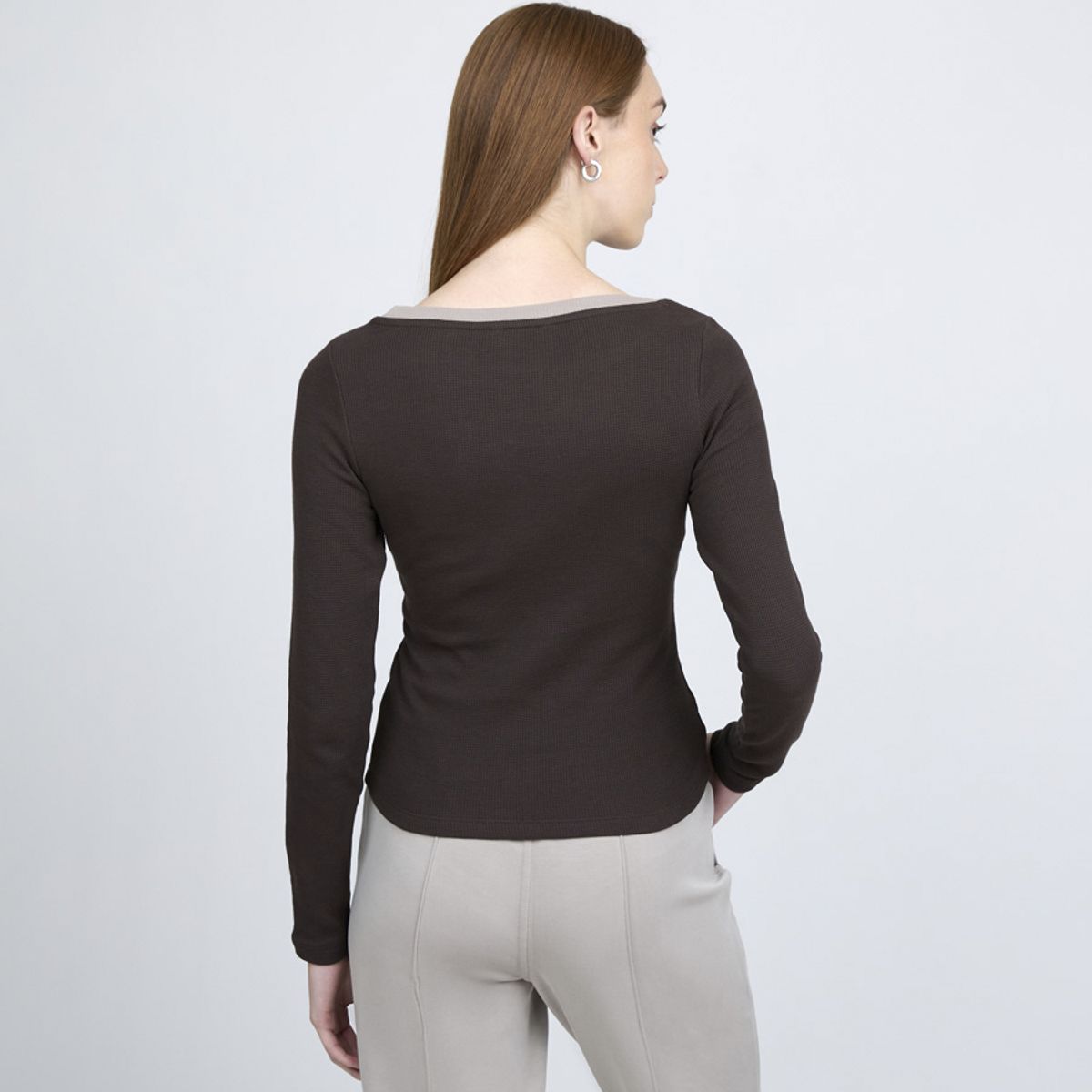 ELLESSE - POLERA MUJER ELLESSE LIA CAFÉ