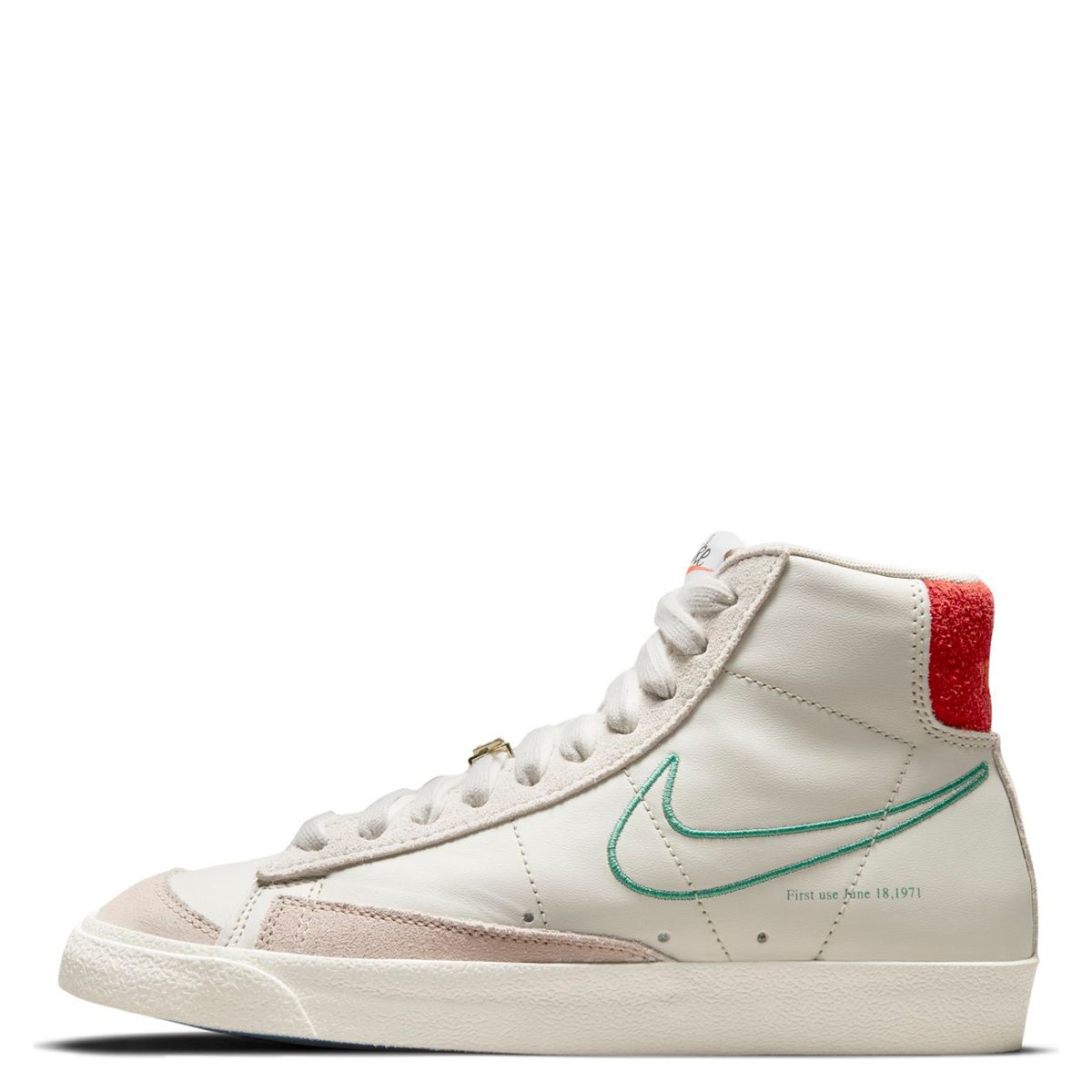 NIKE - Blazer Mid 77 SE Zapatilla Urbana Mujer