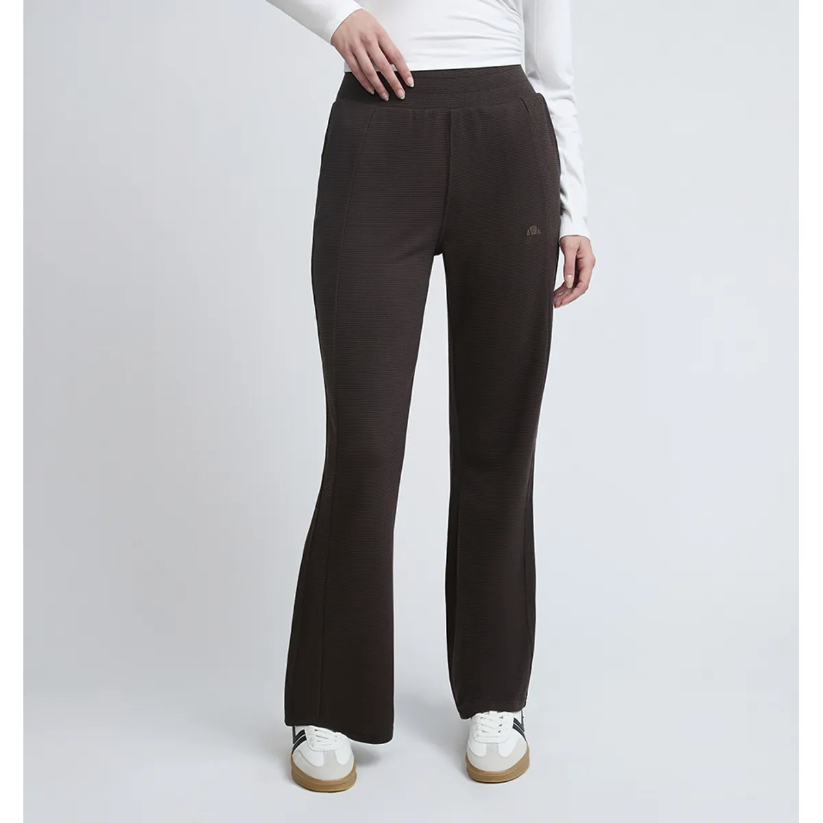 ELLESSE - PANTALON MUJER ELLESSE LIZMAR CAFÉ