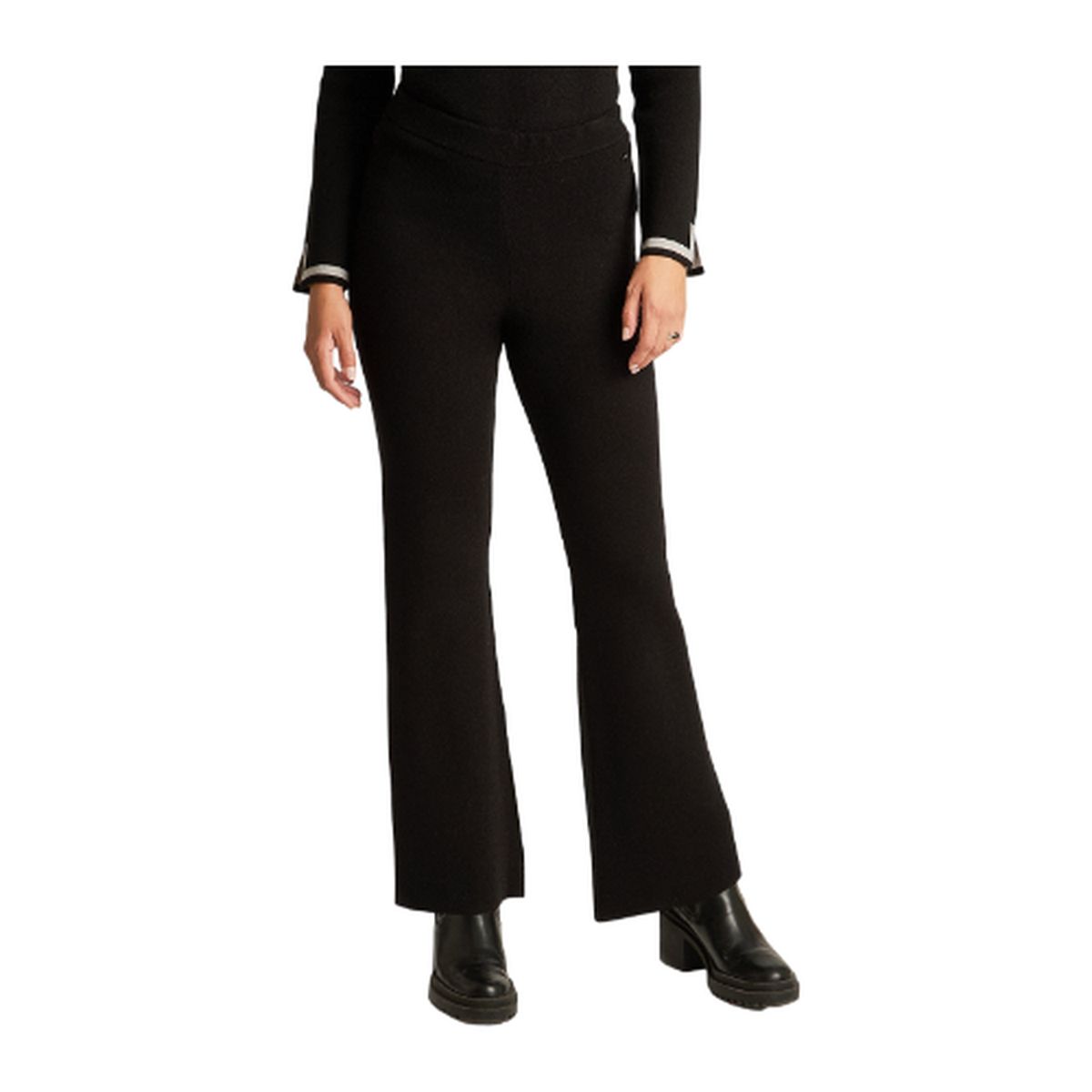 LORENZO DI PONTTI - Pantalón Negro Flare en Tejido