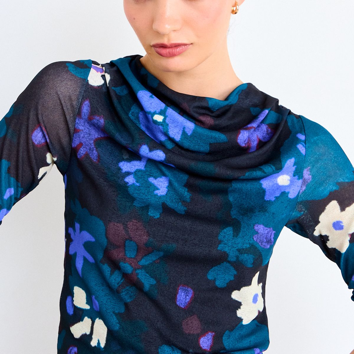 IO - Polera Estampada Mujer Negro Io