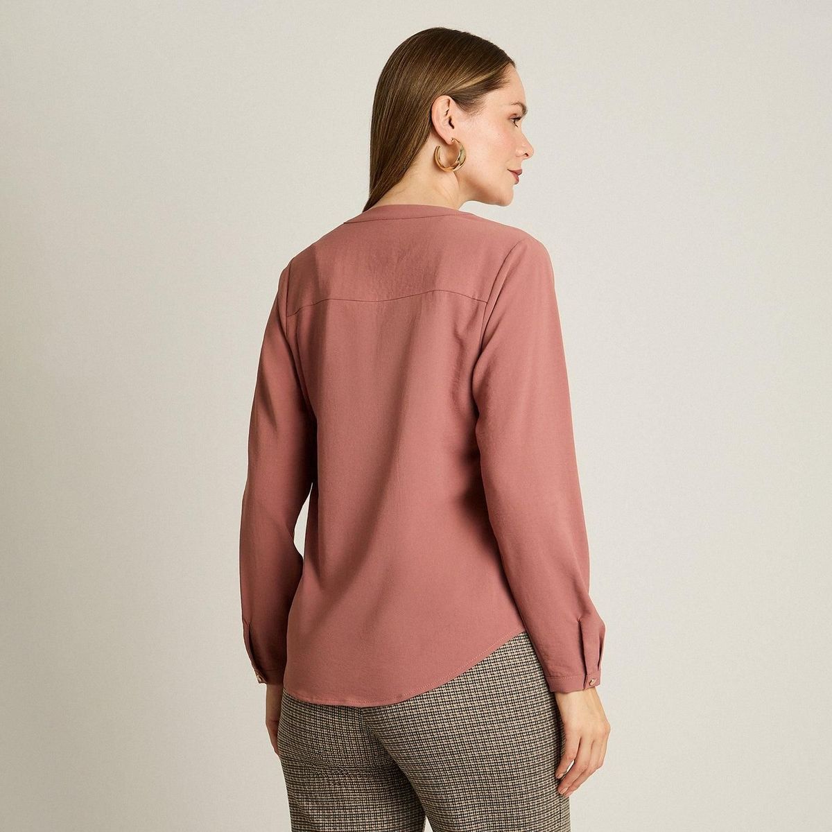 LORENZO DI PONTTI - Blusa Rosada Lisa Cuello Mao con Botones