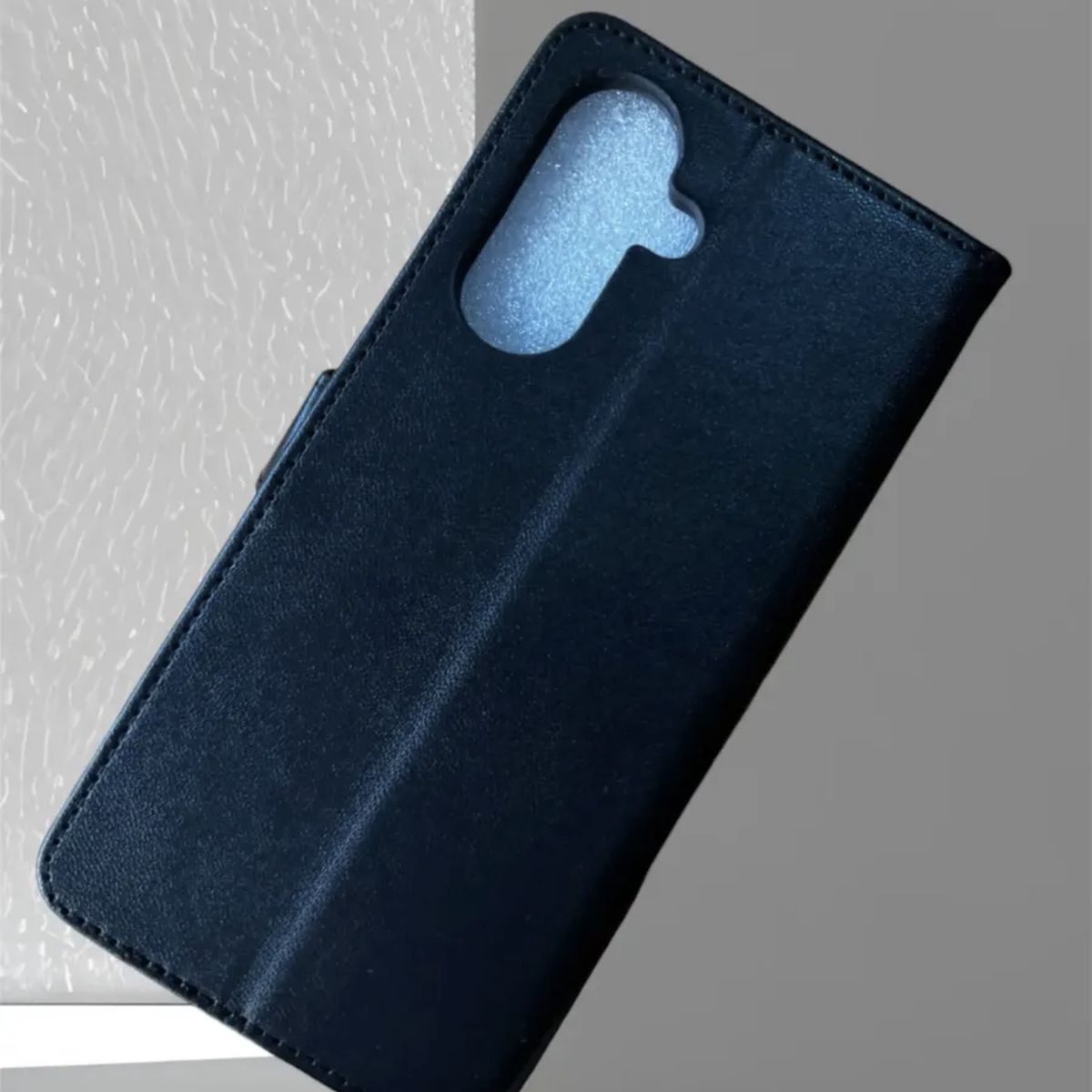 GENERICO - Carcasa Estilo Flip Cover Para Samsung A37 5G - Negro