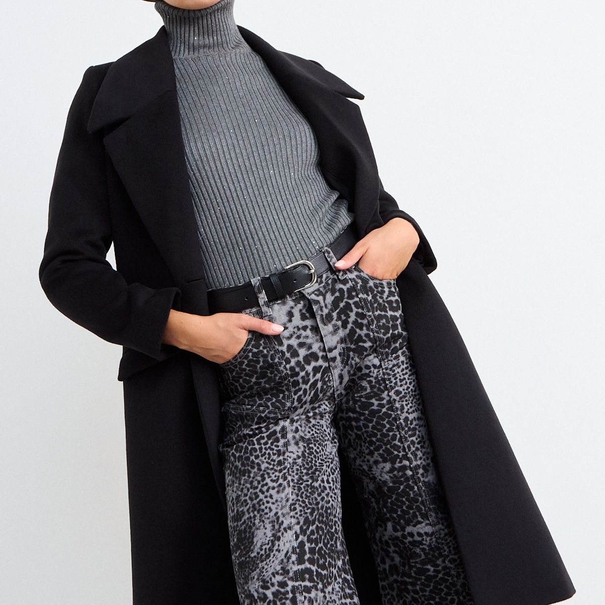 IO - Chaqueton Liso Mujer Negro Io