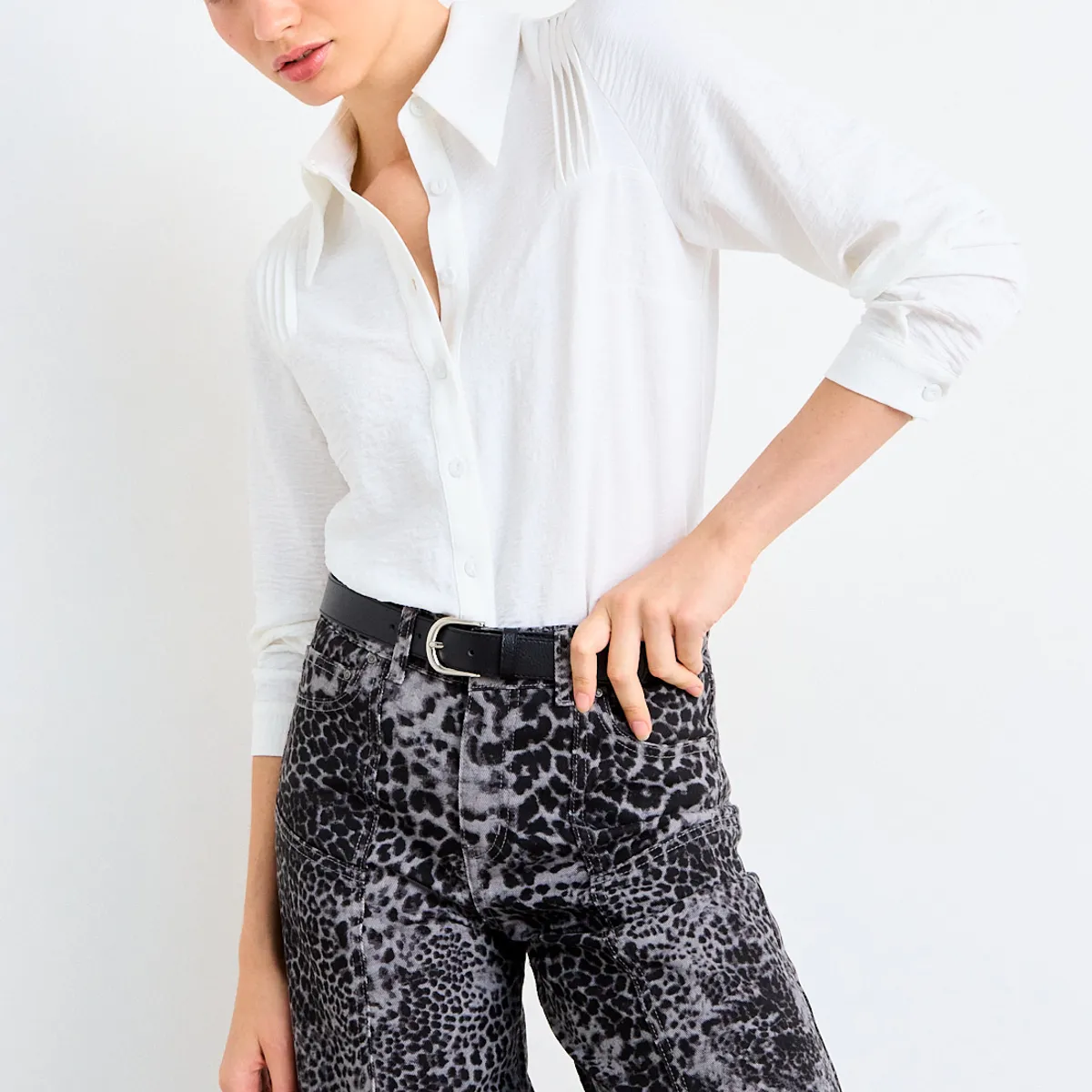 IO - Blusa Lisa Mujer Crudo Io