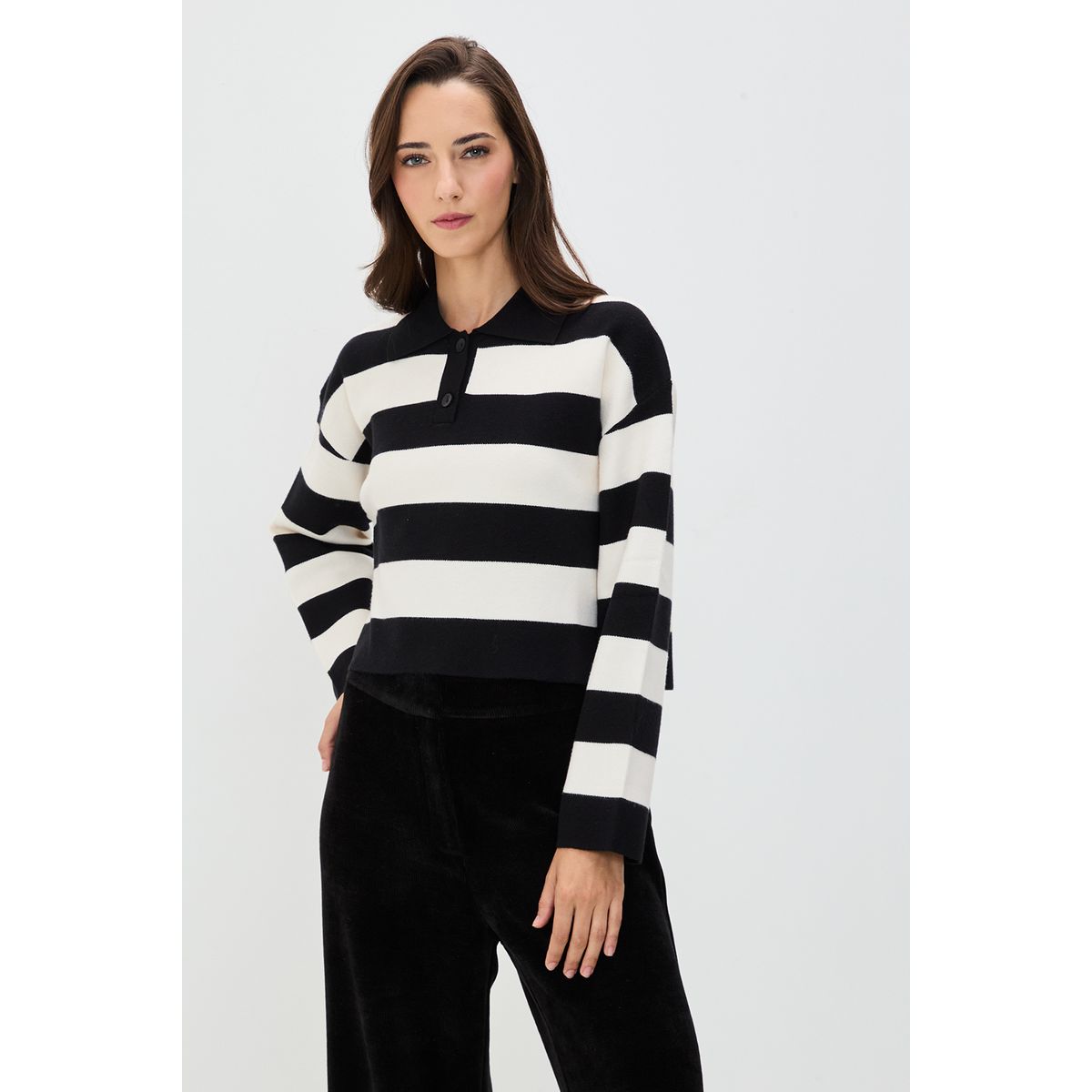 IO - Sweater Fantasia Mujer Negro Io