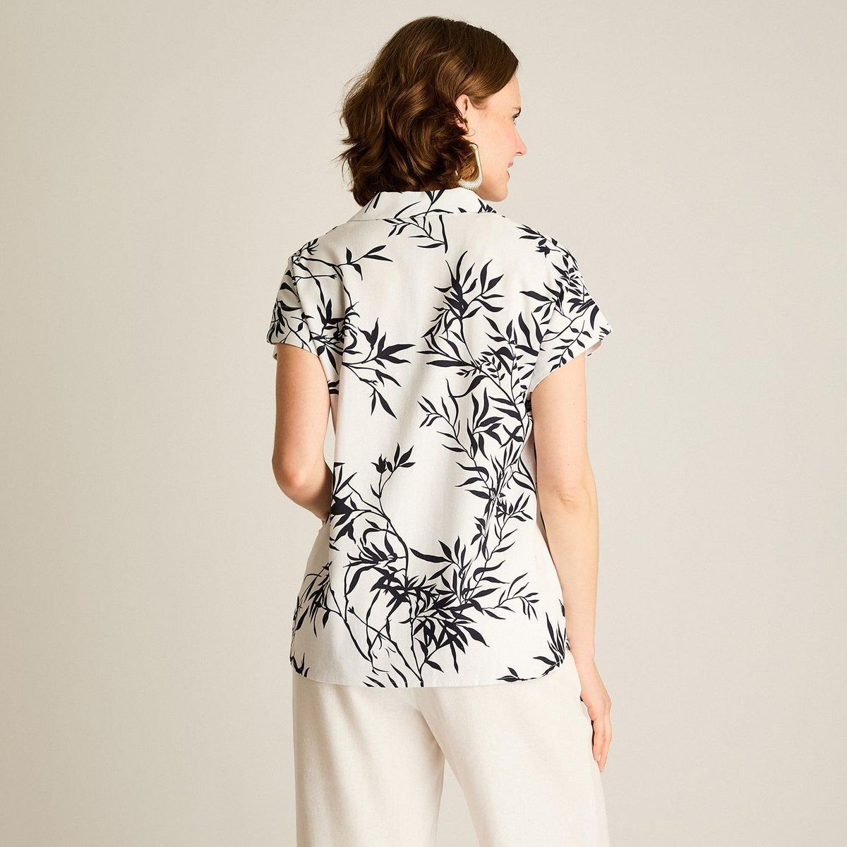 LORENZO DI PONTTI - Blusa Azul Estilo Fresco y Estampado Floral