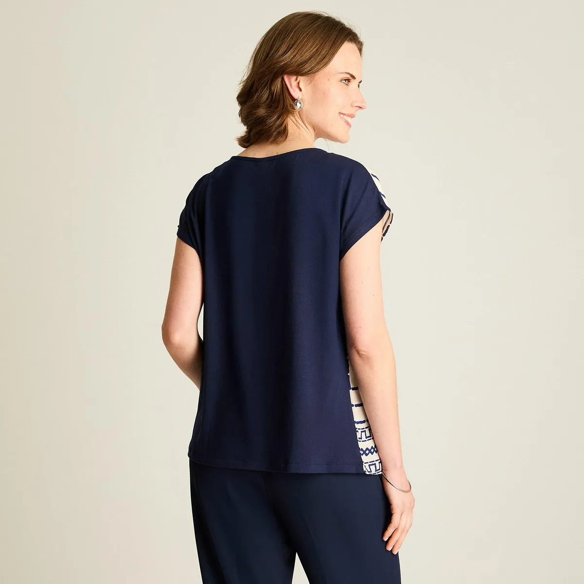 LORENZO DI PONTTI - Polera Azul Estilo Geométrico con Hojas