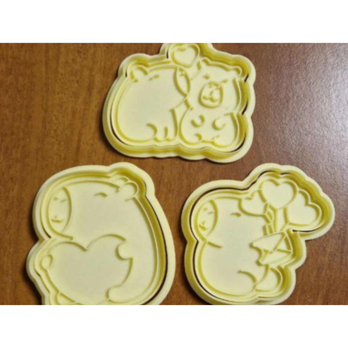 GENERICO - Cortador de Galletas - Capibara Enamorado Pack 3