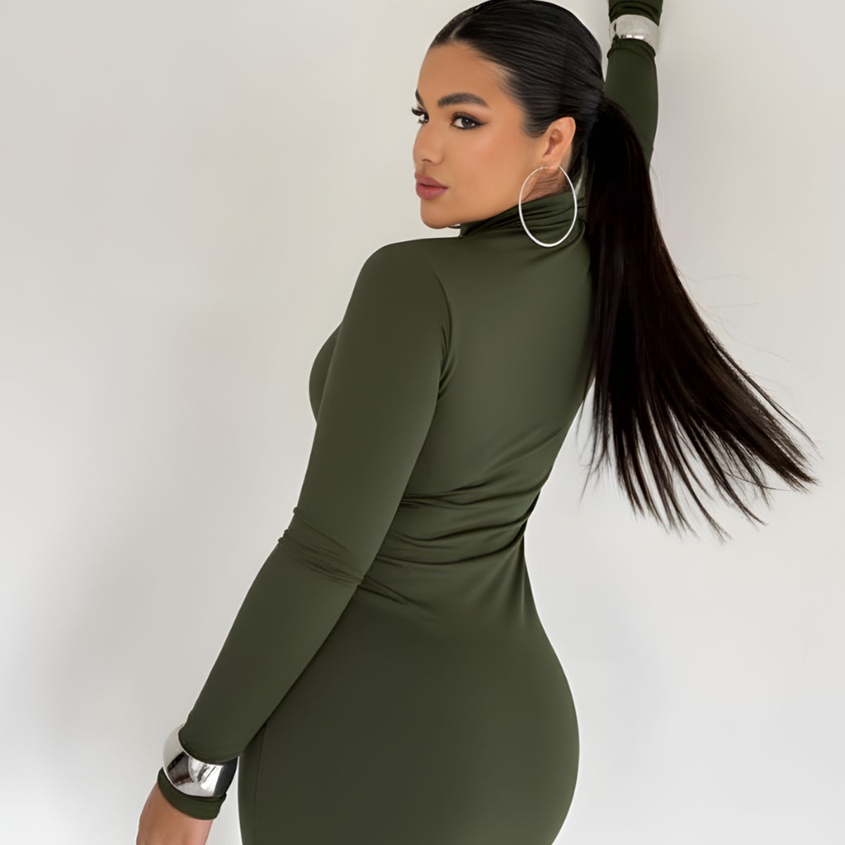 AUVA - Vestido con cuello manga larga Bras