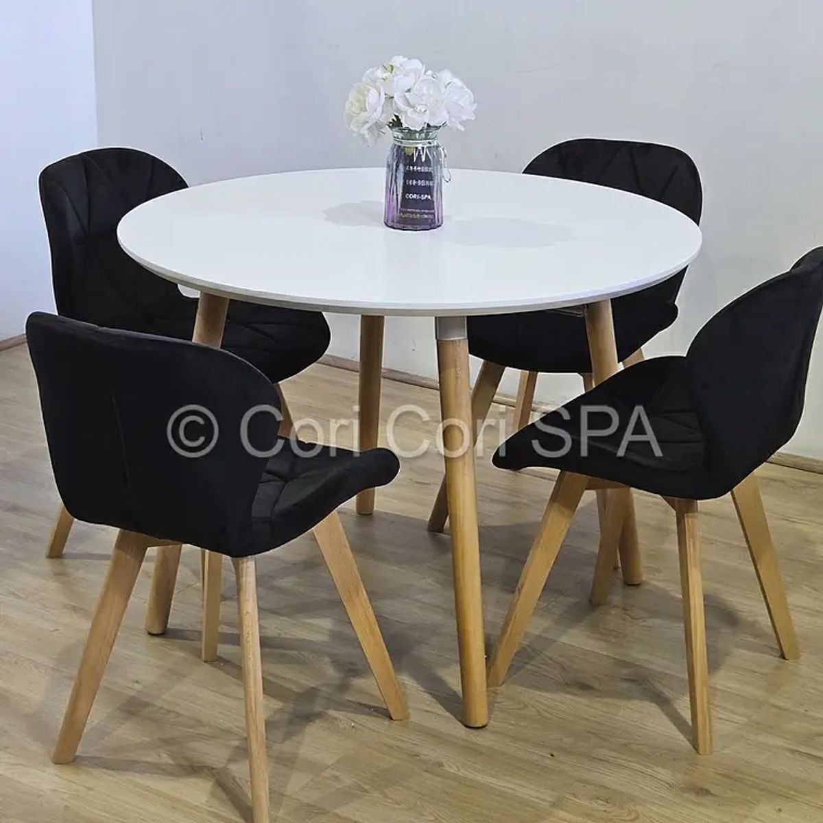 CORI CORI - Comedor Mesa Aura Blanca 100cm + 4 Sillas Mariposa Velvet