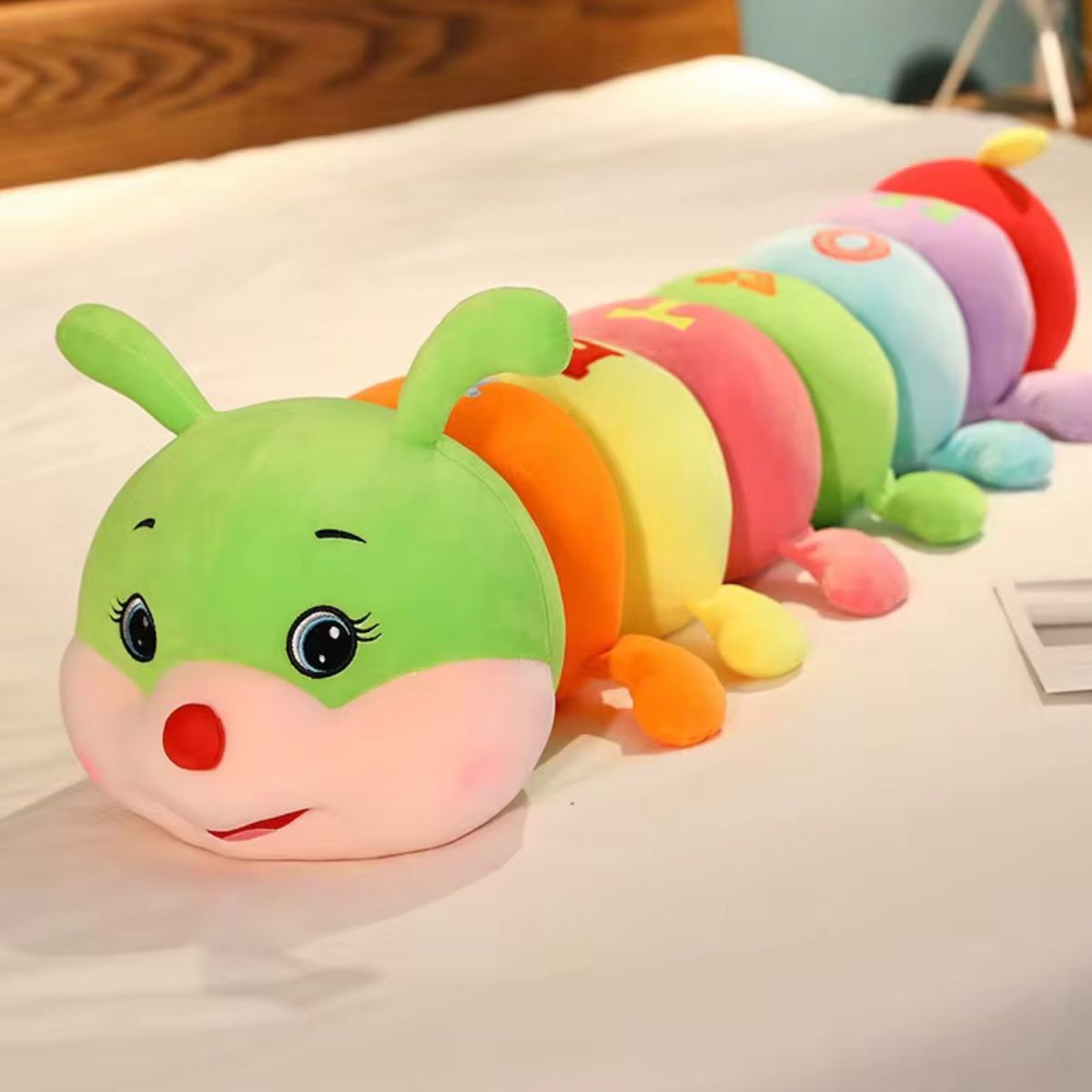 GENECTRA - Almohada Oruga Peluche - Suavidad 90 Cm