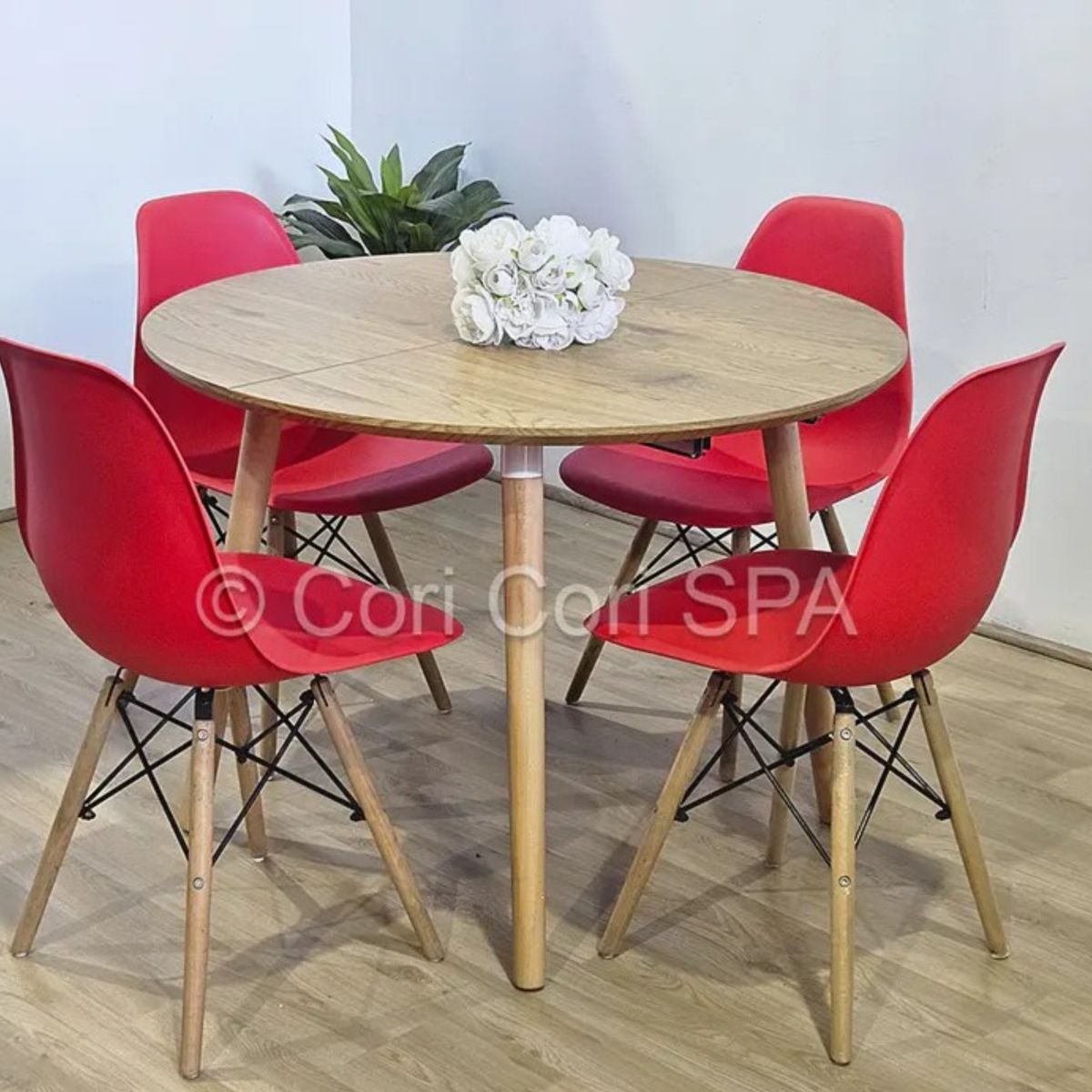 CORI CORI - Comedor Mesa Aura Wood 100cms + 4 Sillas Eames