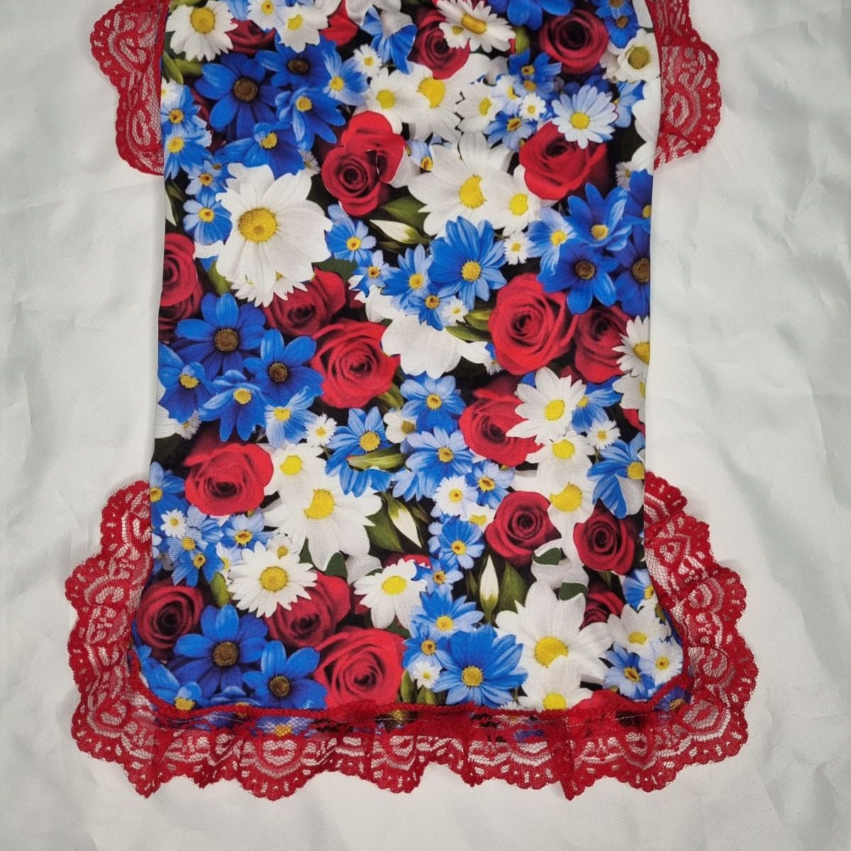 EL MUNDO DE EMMA - Polera mascota flores tricolor talla M