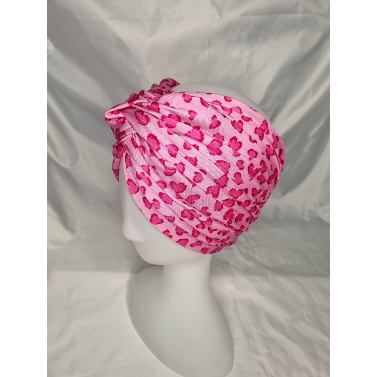 EL ESPACIO DE TOMMY - Turbante cintillo clínico lycra corazones fucsia