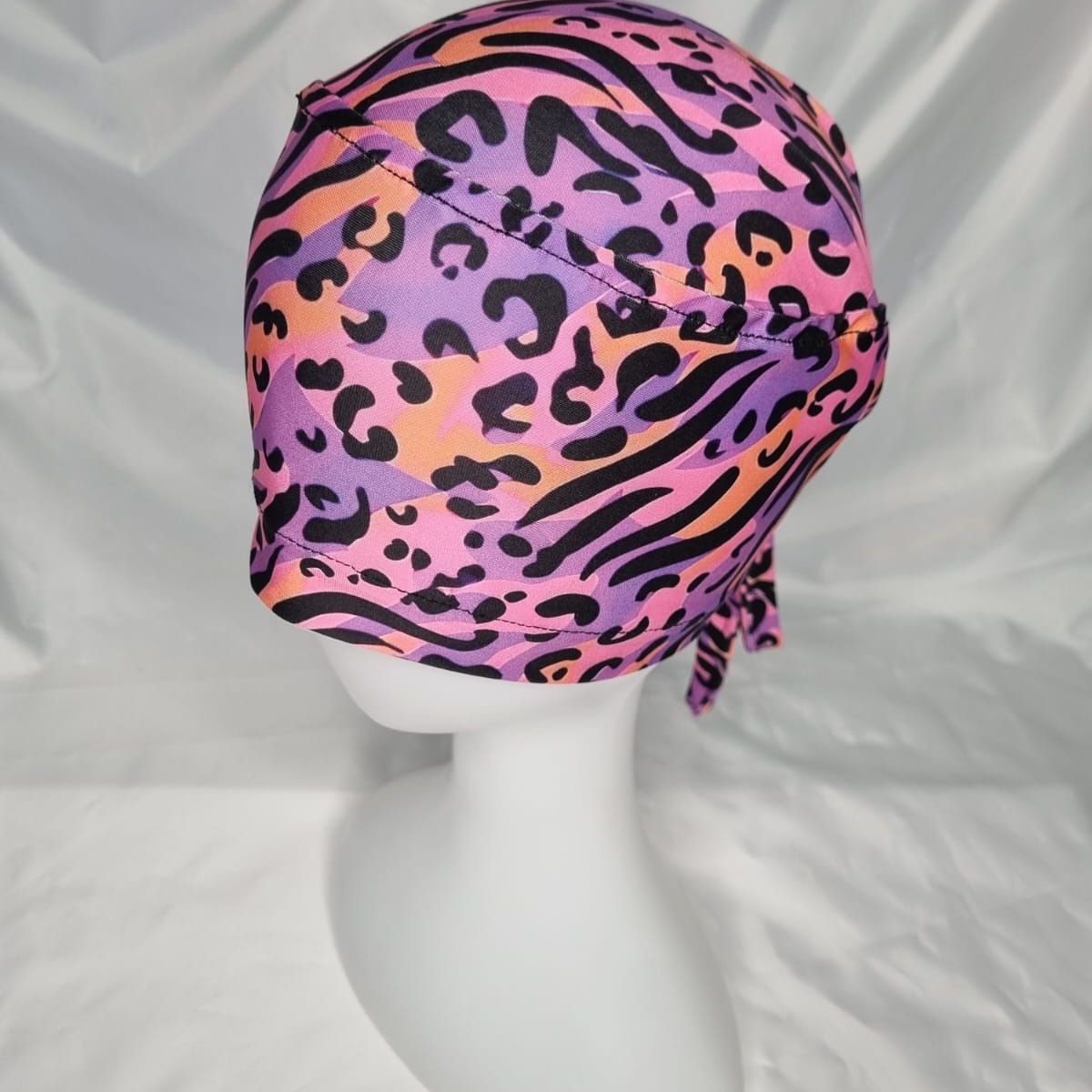 EL ESPACIO DE TOMMY - Gorro Clínico Lycra animal print 4 colores