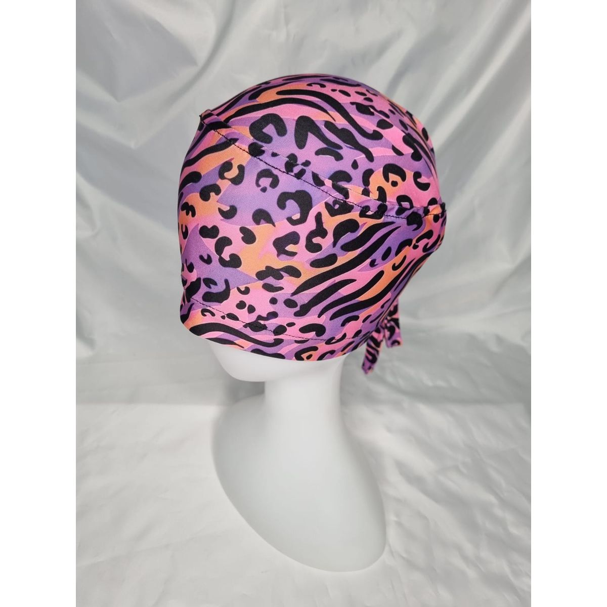 EL ESPACIO DE TOMMY - Gorro Clínico Lycra animal print 4 colores