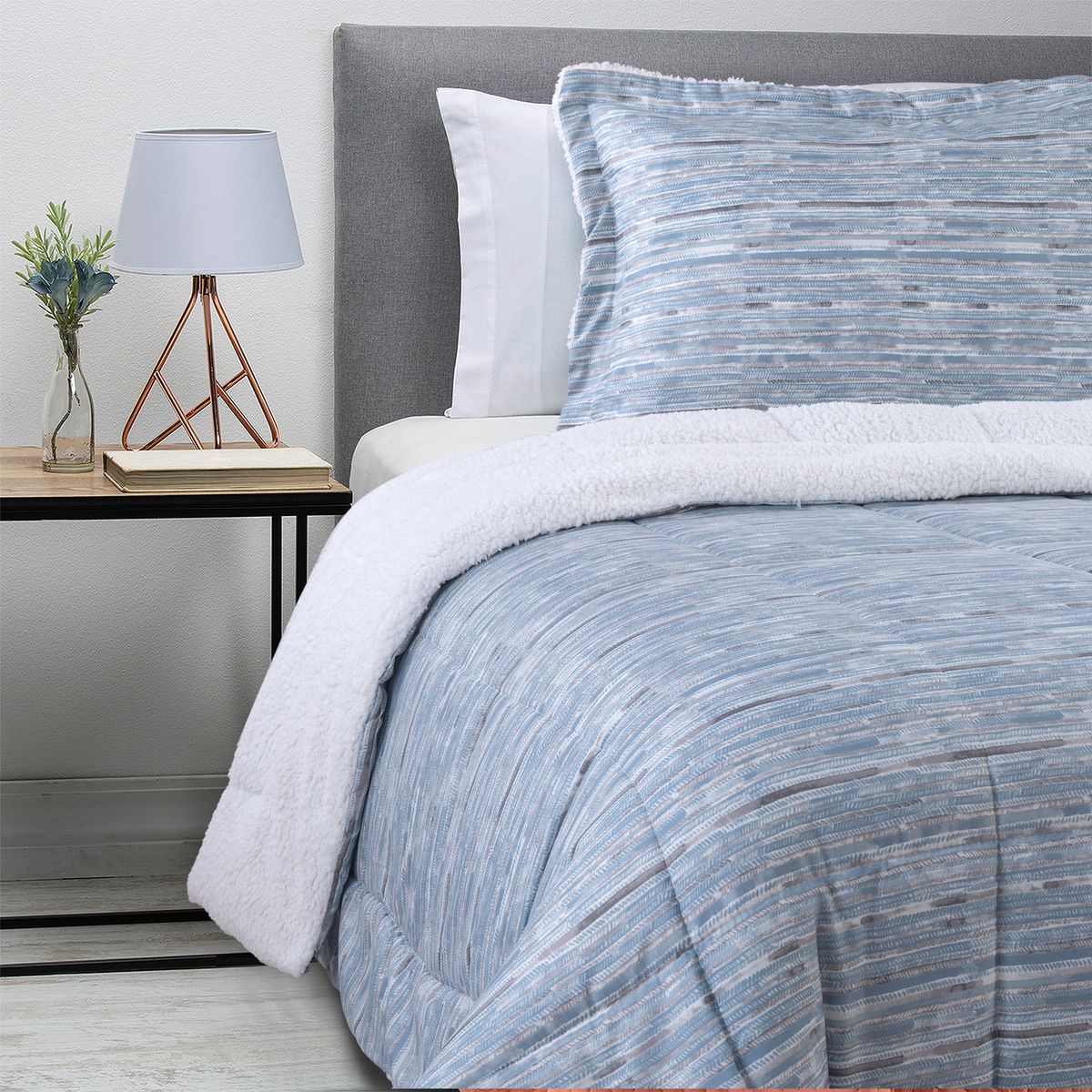 ZAHR - PLUMON ESTAMPADO CON SHERPA 1 PLAZA CELESTE
