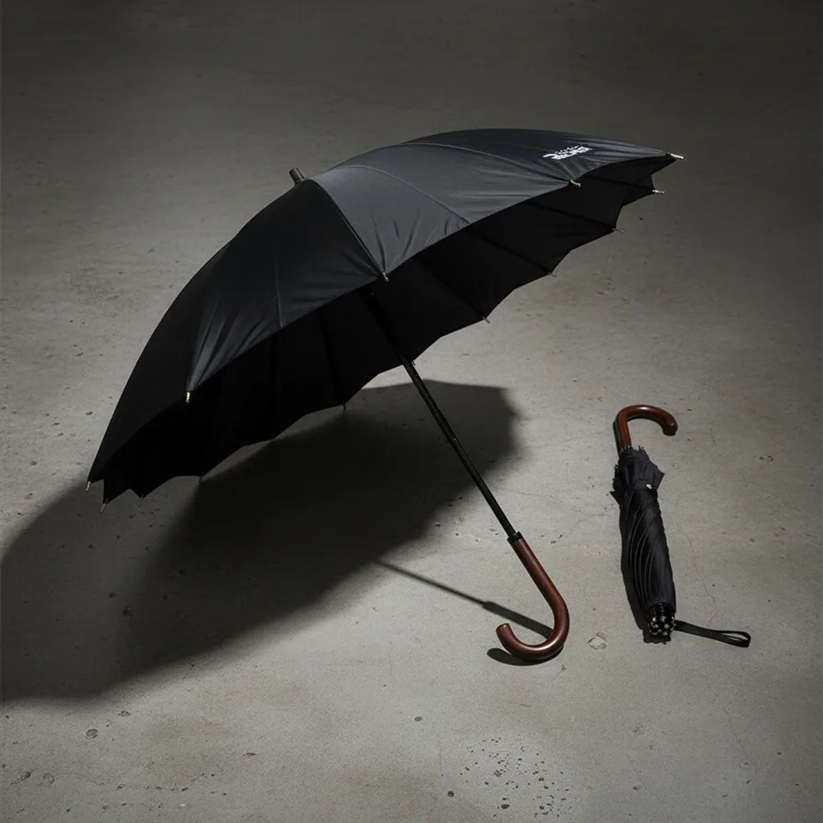 GENERICO - Paraguas Impermeable Antiviento 83cm Con 16 Varilla
