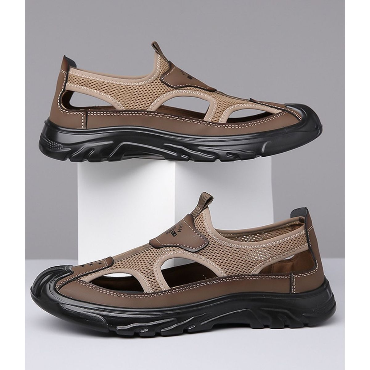 TIOZONEY - Sandalias caladas para hombre-Café