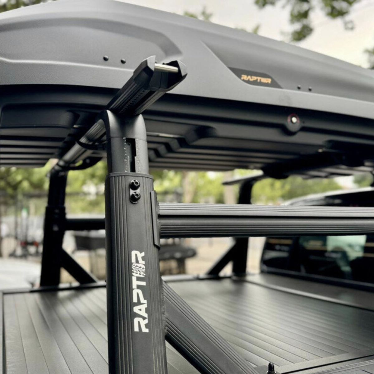 GENERICO - Caja Portaequipaje RAPTOR Falcon 550 L GrisTexturizado