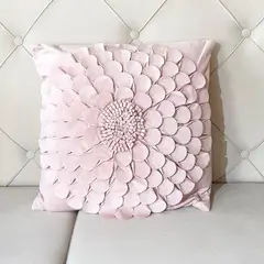 TERRA ESTILO - Cojín flor en el centro rosada