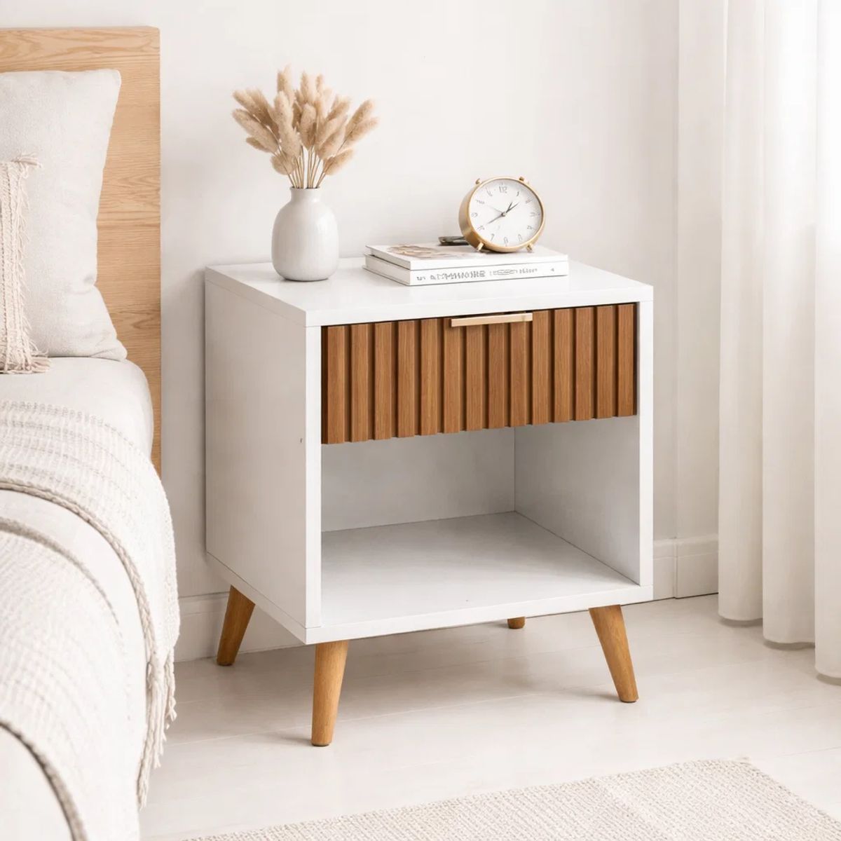 KLIK - Velador Toulouse Blanco  Madera
