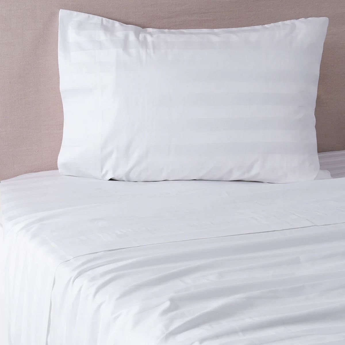 FABRICS - Sabana 500H Alg 1.5 Pl Blanco.