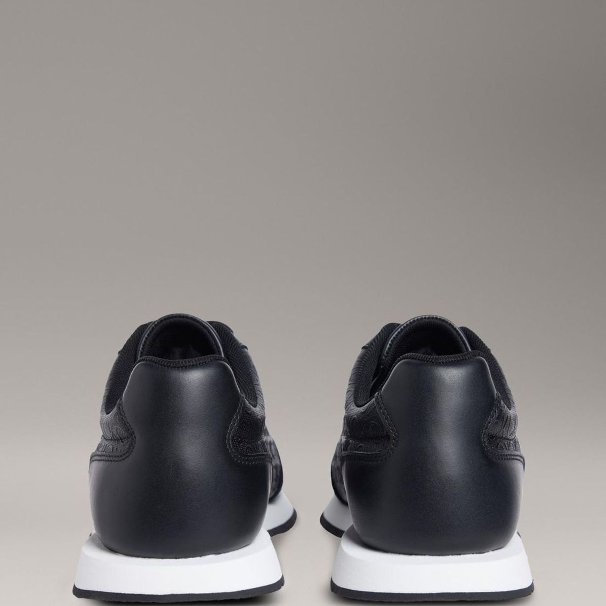 CALVIN KLEIN - Zapatillas Runner con Monograma