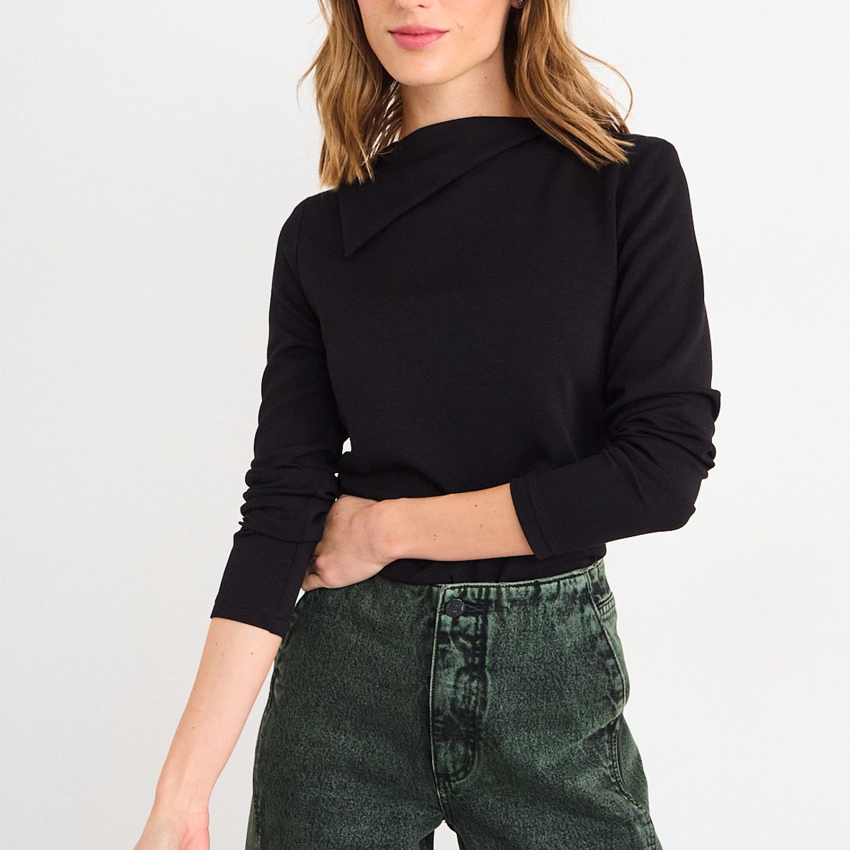 IO - Polera Lisa Mujer Negro Io